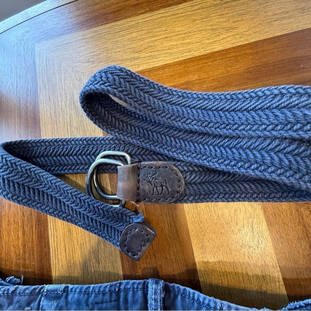 Abercrombie & Fitch Men's Blue Flat Front Shorts with belt vintage - Picture 9 of 9